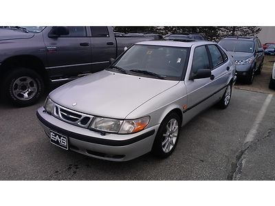 9-3 automatic,pw,pl,sunroof 2.0 l 4 cly, am/fm  *****no reserve****