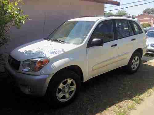 2005 TOYOTA RAV4, image 2