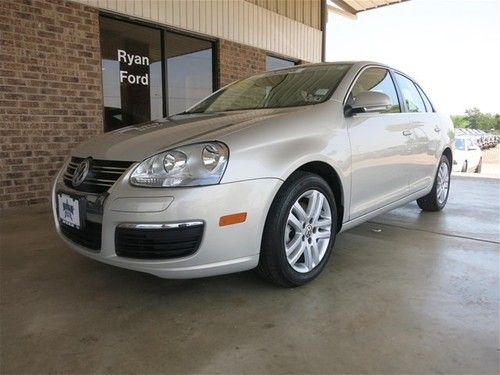 2010 volkswagen jetta sedan tdi
