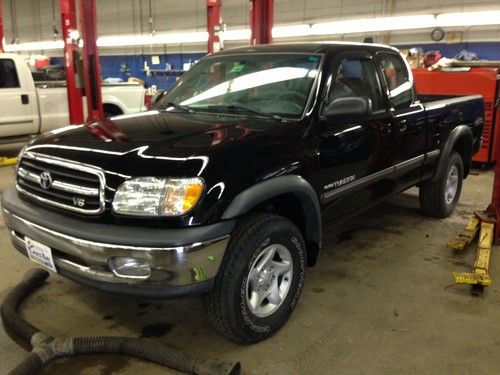 2000 toyota tundra sr5 extended cab pickup 4-door 4.7l