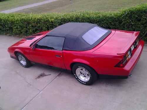 1988 chevrolet camaro base convertible 2-door 5.0l