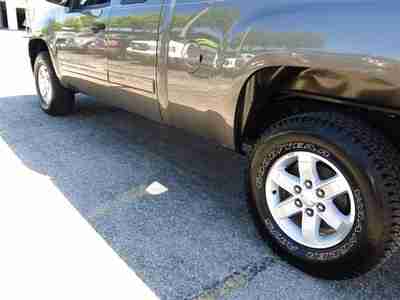 12 GMC Sierra 4X4 Ext Cab Alloy Wheels Z71 one owner local trade, image 6