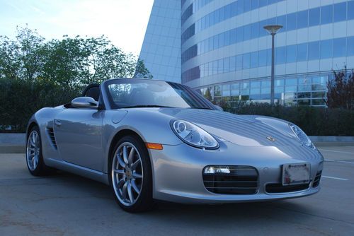 Porsche - 2007 boxster s  -  low mileage!  lots of factory extras!  awesome!