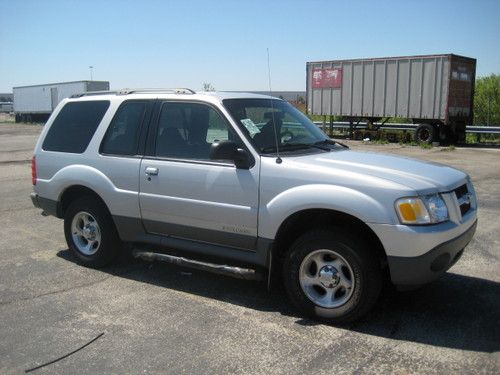 2002 ford explorer sport 2-door 4.0l low milage no reserve excellent extra clean