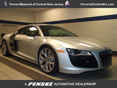 2012 audi r8 quattro 5.2l dohc fsi 40-valve v10 awd low miles auto clean carfax