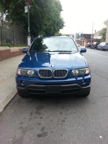 2002 bmw x5 4.4i + sport package + navigation no reserve!!!