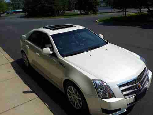 2010 Cadillac CTS Luxury Sedan 4-Door 3.0L, image 9