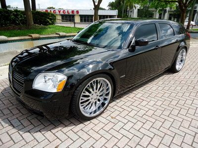 Florida 06 magnum r/t hemi 5.7l v8 28k orig miles chrome 22's orion subwoofers