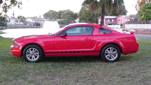 2005 ford mustang coupe, designer rims florida car.