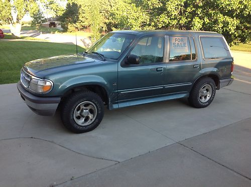 1997 ford explorer 5.0 l. 135,000 miles