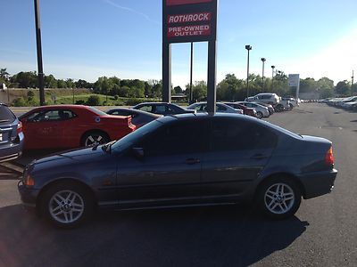 Bmw 323i 4 door sedan great first car