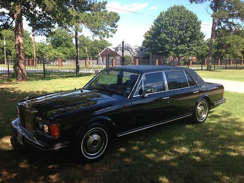 1984 rolls royce silver spirit   4-door sedan  6.7l