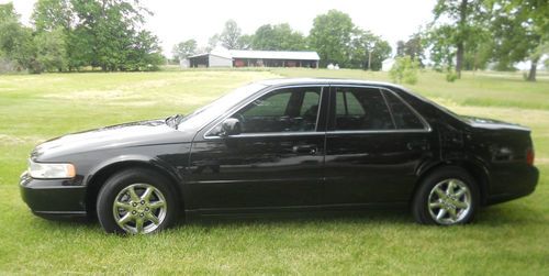 2003 cadillac seville sls, 4 door, beautiful road car.