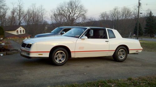 1988 chevrolet monte carlo ss coupe 2-door 5.0l