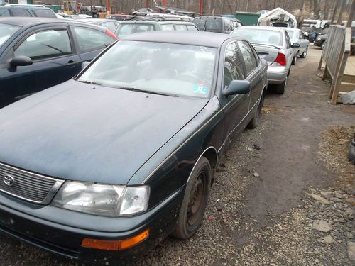 1997 GREEN TOYOTA AVALON, image 3