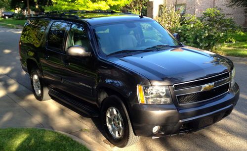 2010 Chevrolet Suburban 1500 LT Sport Utility 4-Door 5.3L, image 13