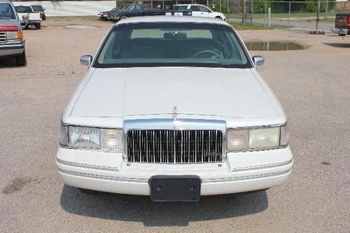 1994 lincoln town car runs great no reserve auction