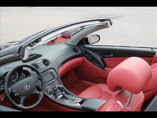 2005 Mercedes-Benz SL500 Base Convertible 2-Door 5.0L, image 6
