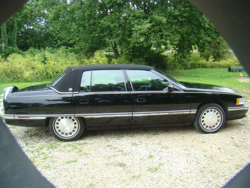 1996 cadillac deville base sedan 4-door