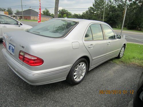 2000 mercedes-benz e320 base sedan 4-door 3.2l silver