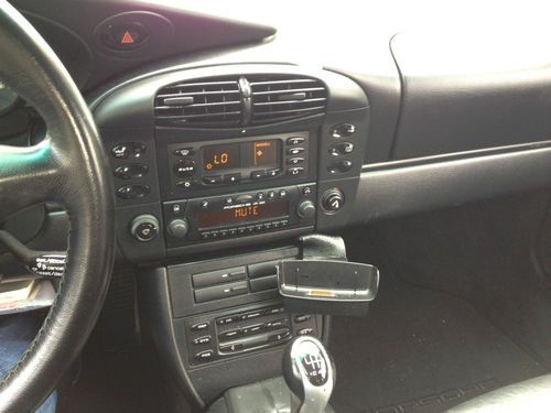 2001 Porsche 911 Carrera 4 Coupe 2-Door 3.4L, US $26,750.00, image 7