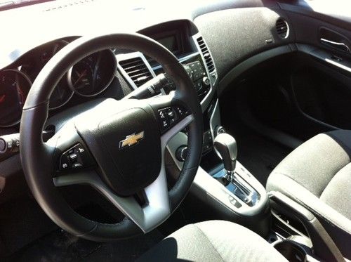 2013 Chevrolet Cruze LT Sedan 4-Door 1.4L TURBOCHARGED, image 9