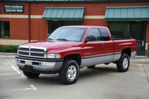 Dodge ram 1500 / 1 owner / nicest in county / professionally serviced / stunning