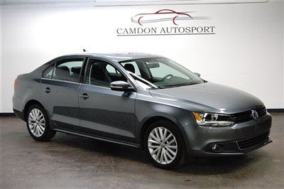 2011 volkswagen jetta sedan 4dr manual sel w/sunroof