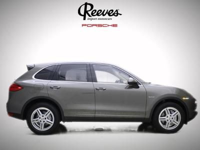 13 Brown AWD SUV 3.0L 4-Wheel ABS 4-Wheel Disc Brakes 8-Speed A/T A/C Alarm, image 9