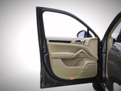 13 Brown AWD SUV 3.0L 4-Wheel ABS 4-Wheel Disc Brakes 8-Speed A/T A/C Alarm, image 15