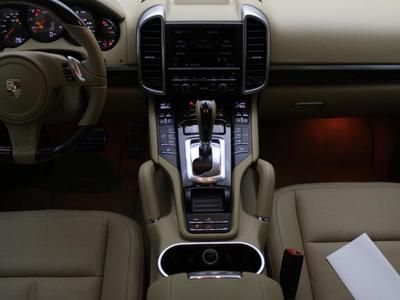 13 Brown AWD SUV 3.0L 4-Wheel ABS 4-Wheel Disc Brakes 8-Speed A/T A/C Alarm, image 30