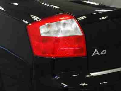 2004 AUDI A4 QUATTRO 1.8T SOLD AS IS NEEDS RIGHT FRONT STRUT+HEATER CONTROL HEAD, image 13
