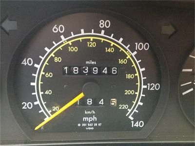 1991 Mercedes-Benz 190E 2.3 Sedan 4-Door 2.3L, image 3