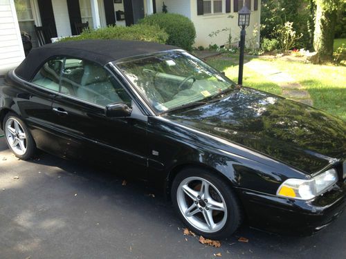 2000 volvo c70 black convertible 2-dr 2.3l fixer upper or for parts