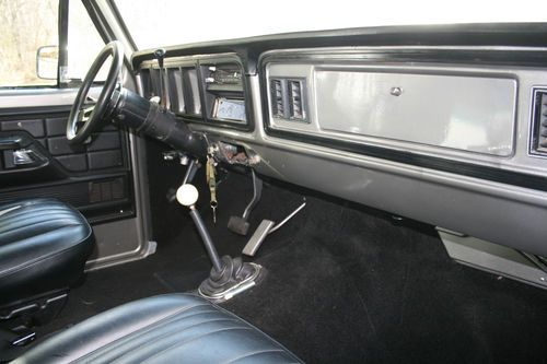 1978 Ford Bronco Custom Sport Utility 2-Door 6.6L, image 11