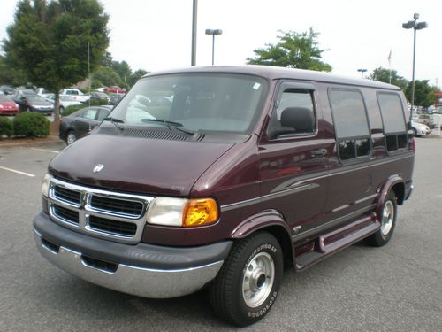 Handicap van,very good condition,very good tires,hard to find !!!very low miles!