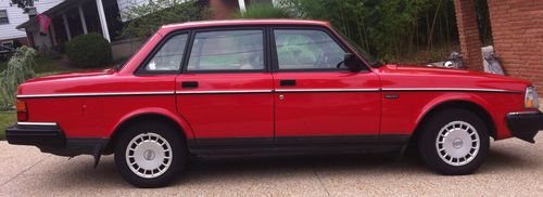 1993 volvo 240 base sedan 4-door 2.3l rare red