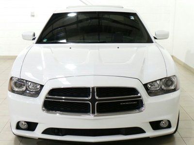 5.7L CD Rear Wheel Drive Power Steering ABS 4-Wheel Disc Brakes Rear Spoiler, image 3