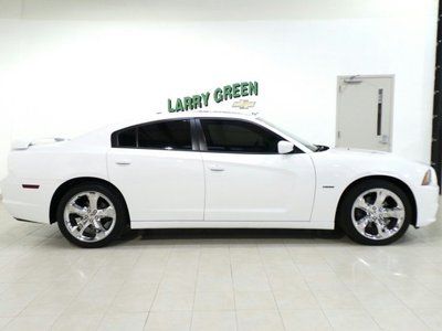 5.7L CD Rear Wheel Drive Power Steering ABS 4-Wheel Disc Brakes Rear Spoiler, image 4