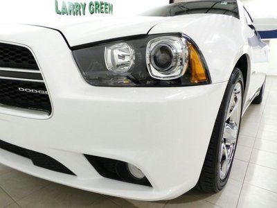 5.7L CD Rear Wheel Drive Power Steering ABS 4-Wheel Disc Brakes Rear Spoiler, image 10