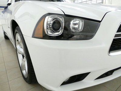 5.7L CD Rear Wheel Drive Power Steering ABS 4-Wheel Disc Brakes Rear Spoiler, image 13