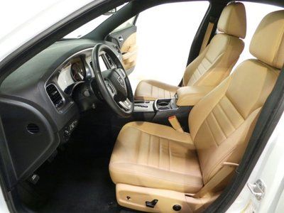 5.7L CD Rear Wheel Drive Power Steering ABS 4-Wheel Disc Brakes Rear Spoiler, image 23