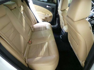 5.7L CD Rear Wheel Drive Power Steering ABS 4-Wheel Disc Brakes Rear Spoiler, image 25