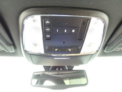 5.7L CD Rear Wheel Drive Power Steering ABS 4-Wheel Disc Brakes Rear Spoiler, image 34