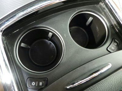 5.7L CD Rear Wheel Drive Power Steering ABS 4-Wheel Disc Brakes Rear Spoiler, image 35