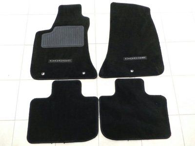 5.7L CD Rear Wheel Drive Power Steering ABS 4-Wheel Disc Brakes Rear Spoiler, image 47