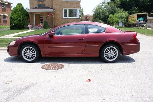 2004 sebring coupe looks good runs good!!!