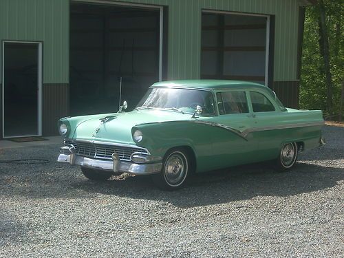 1956 ford fairlane club sedan 2dr, daily driver
