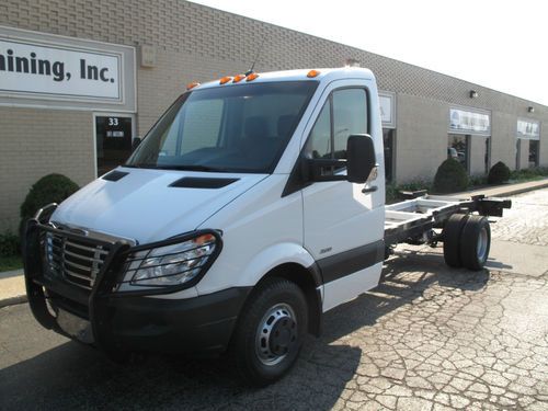 2008 dodge sprinter 3500 box cargo 3.0 turbo diesl 120k miles