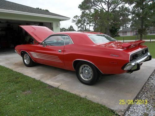 1973 dodge challenger base hardtop 2-door 5.6l